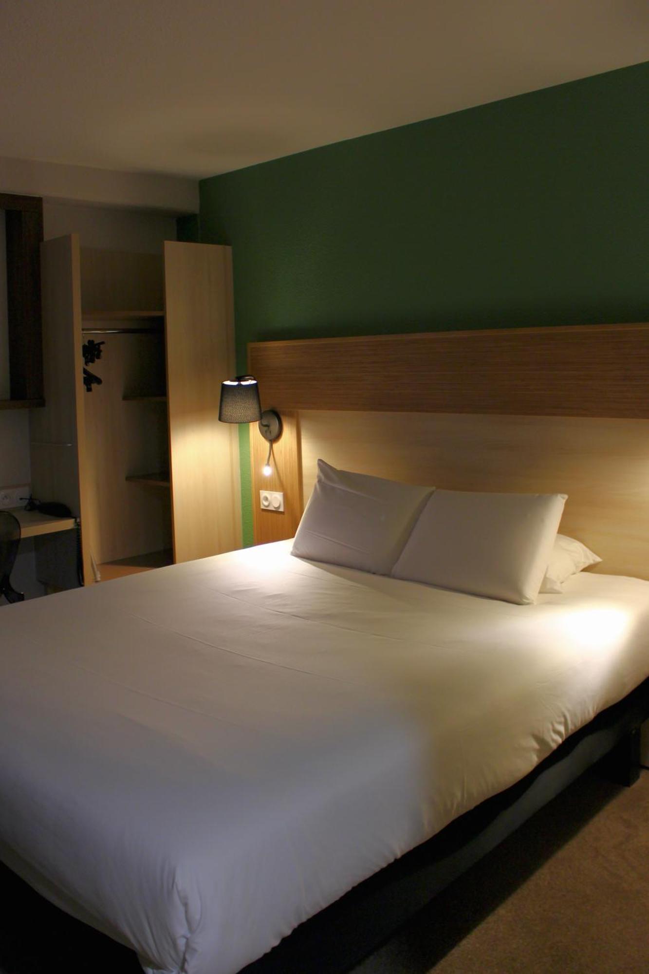 Greet Hotel Dijon Sud Longvic Eksteriør billede