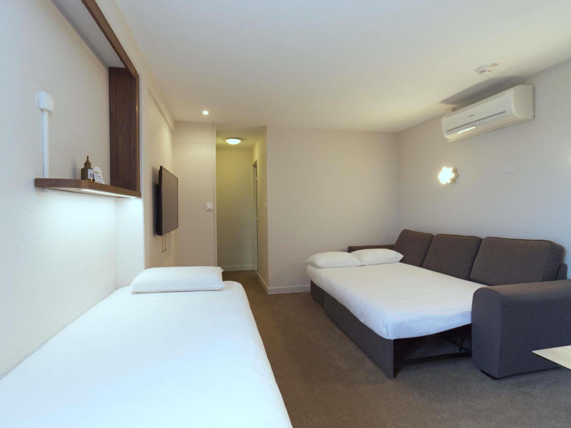 Greet Hotel Dijon Sud Longvic Eksteriør billede