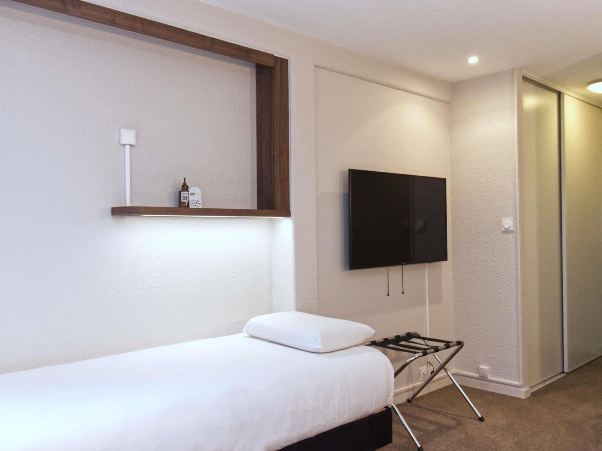 Greet Hotel Dijon Sud Longvic Eksteriør billede