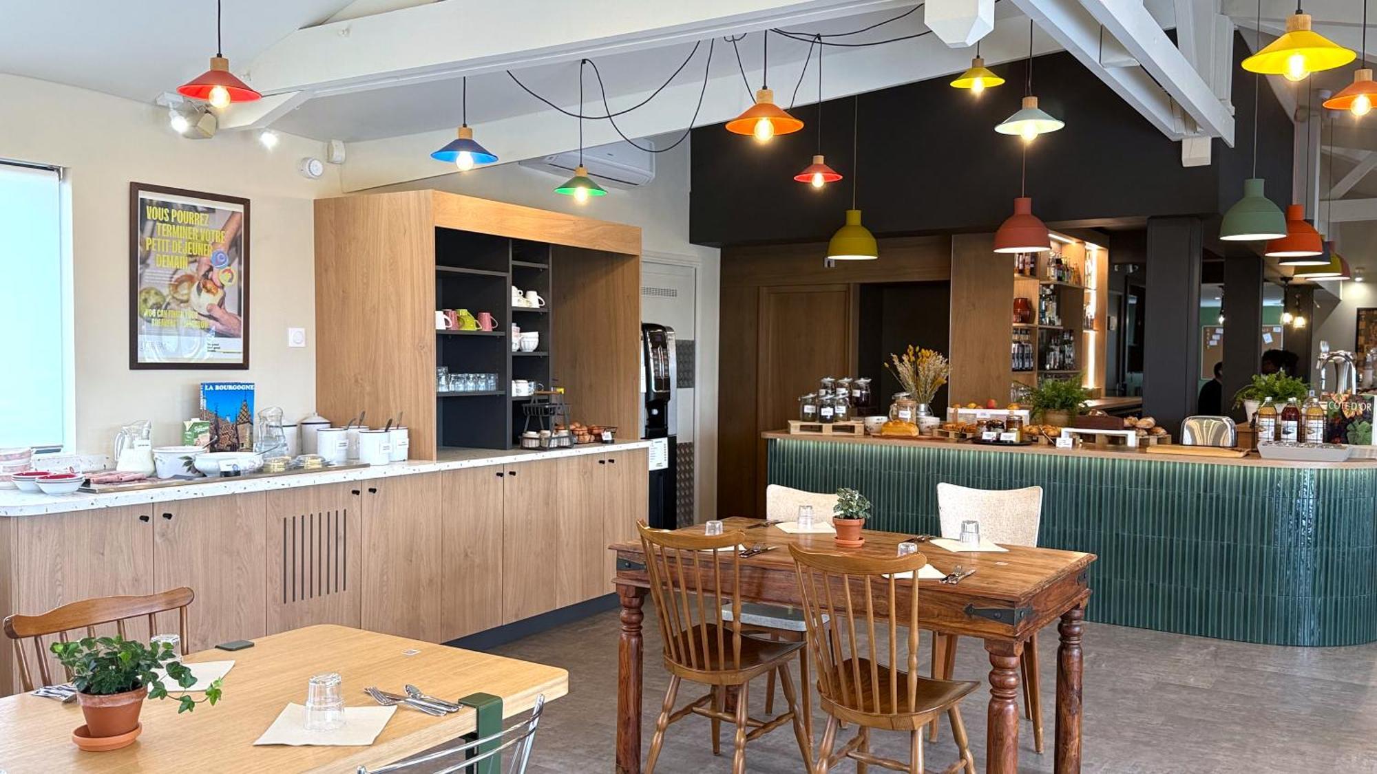 Greet Hotel Dijon Sud Longvic Eksteriør billede